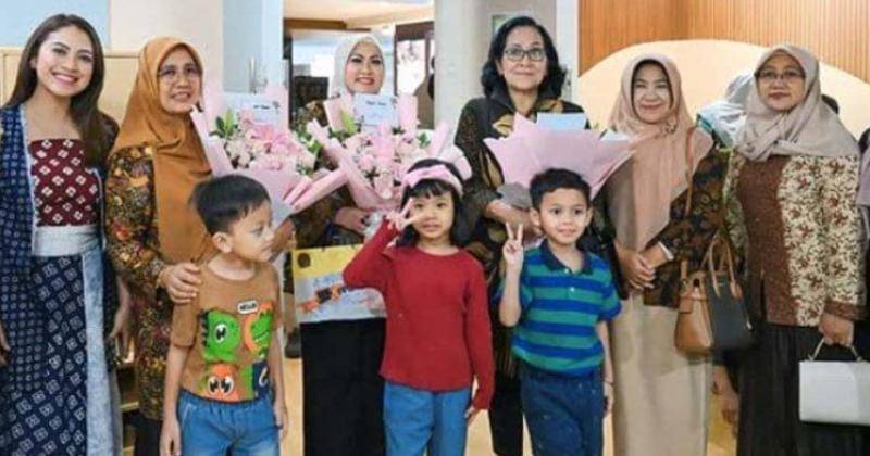 Instagram.com/cynthiareza